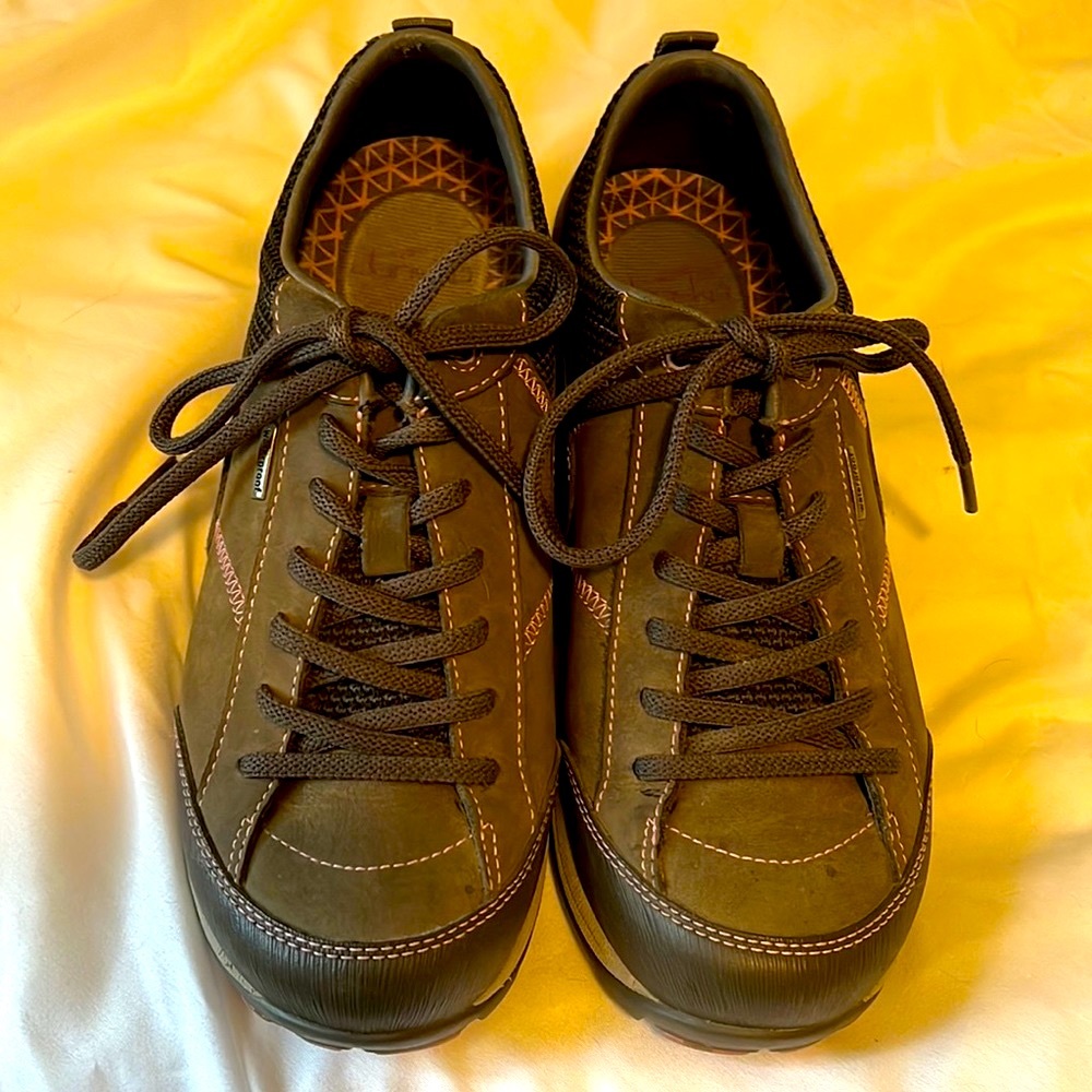 Dansko paisley waterproof sneaker
